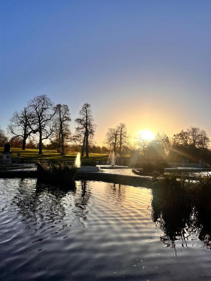 Hyde Park,3 Min Walk,Family Home! 2 Bedrooms & 2 Bathrooms Apartment! Fantastic Location Londen Buitenkant foto
